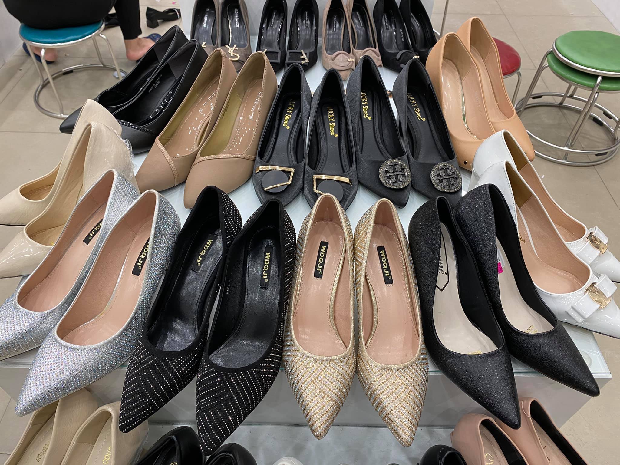 Top 8 cửa hàng giày nữ đẹp nhất ở Đà Nẵng -  OAHI SHOES Collection