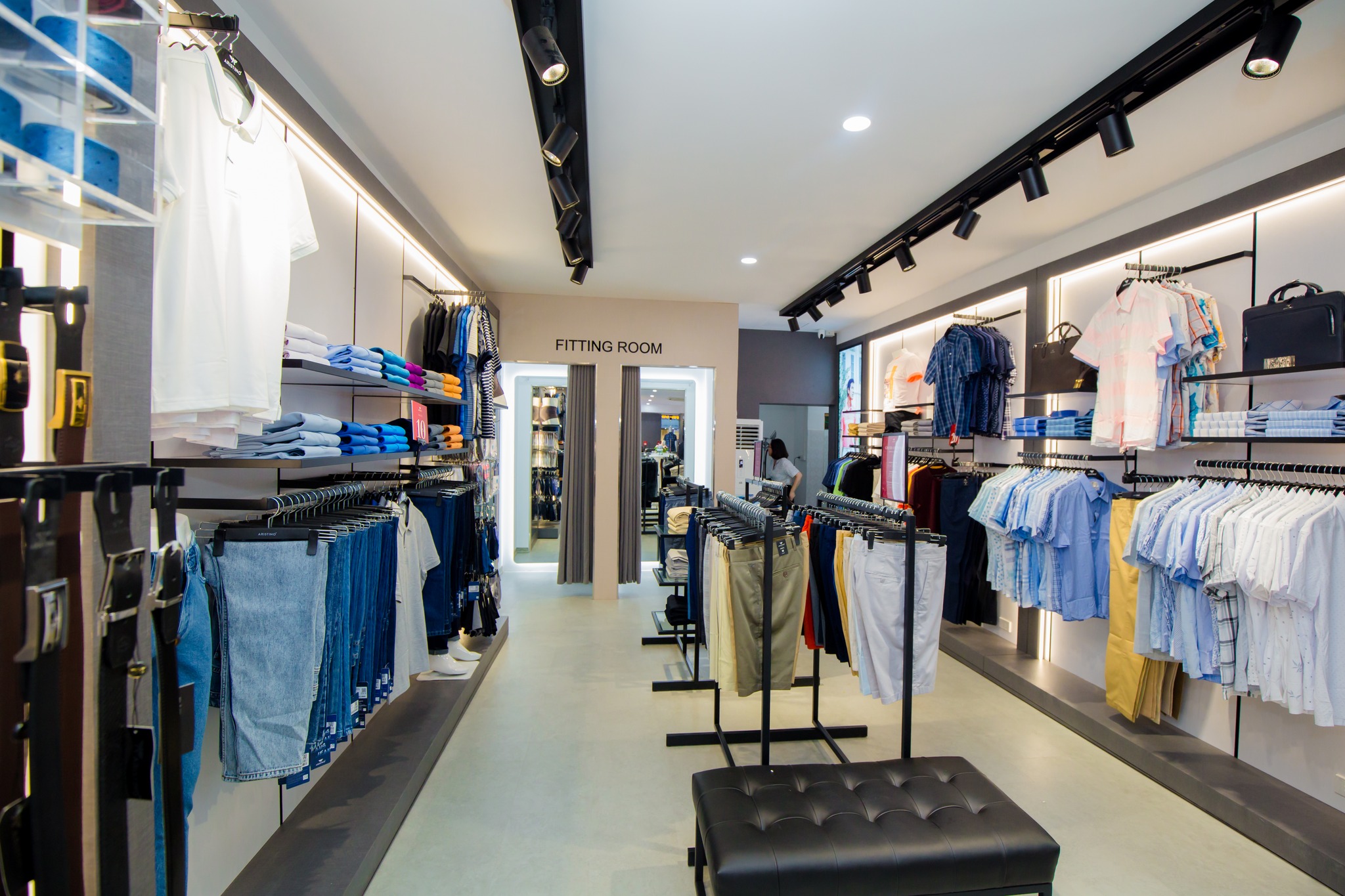 Top 10 shop quần áo nam được lựa chọn nhiều nhất ở Hà Nội -  Aristino