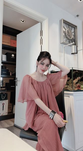 Top 8 Shop quần áo nữ đẹp, nổi tiếng nhất ở Hà Nội -  June Shop