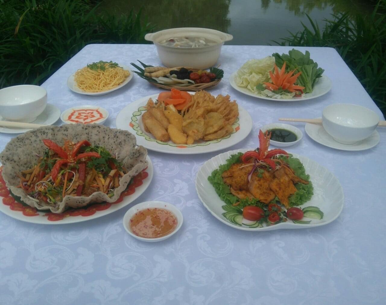 Top 7 Địa chỉ ăn chay ngon, chất lượng nhất tại Cần Thơ - Hakia Garden