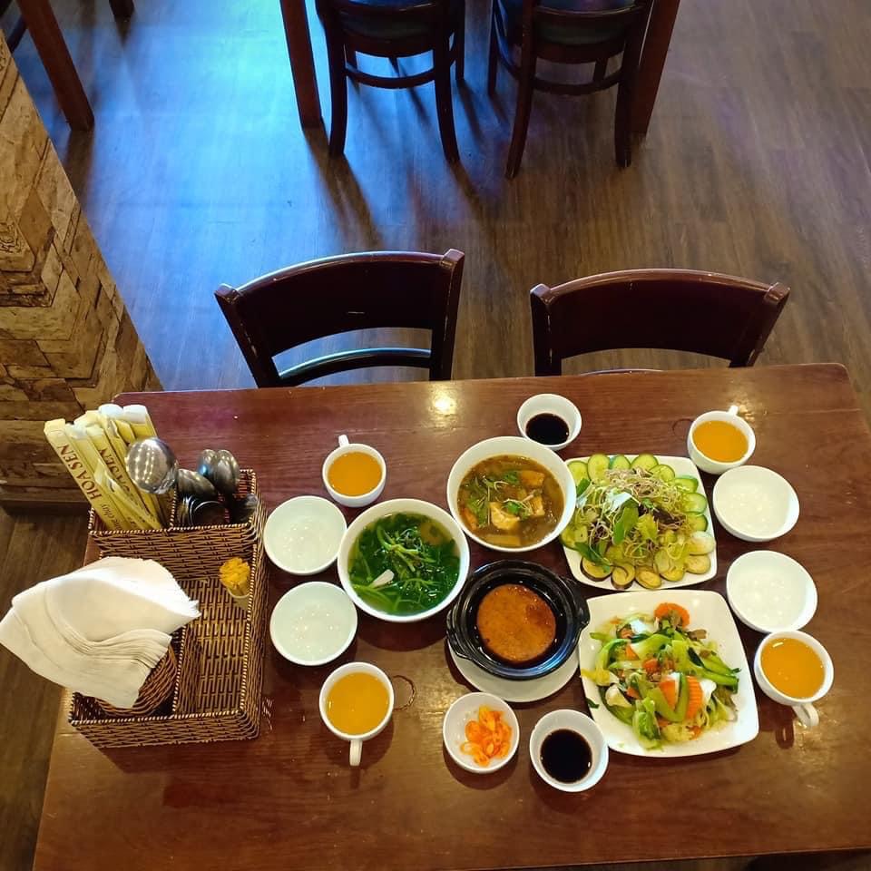 Top 6 quán chay ngon và chất lượng nhất Đà Lạt - Nhà hàng Chay Hoa Sen