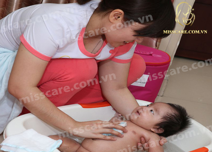 Top 7 Dịch vụ chăm sóc mẹ và bé uy tín, chuyên nghiệp nhất tại TPHCM -  Miss Care