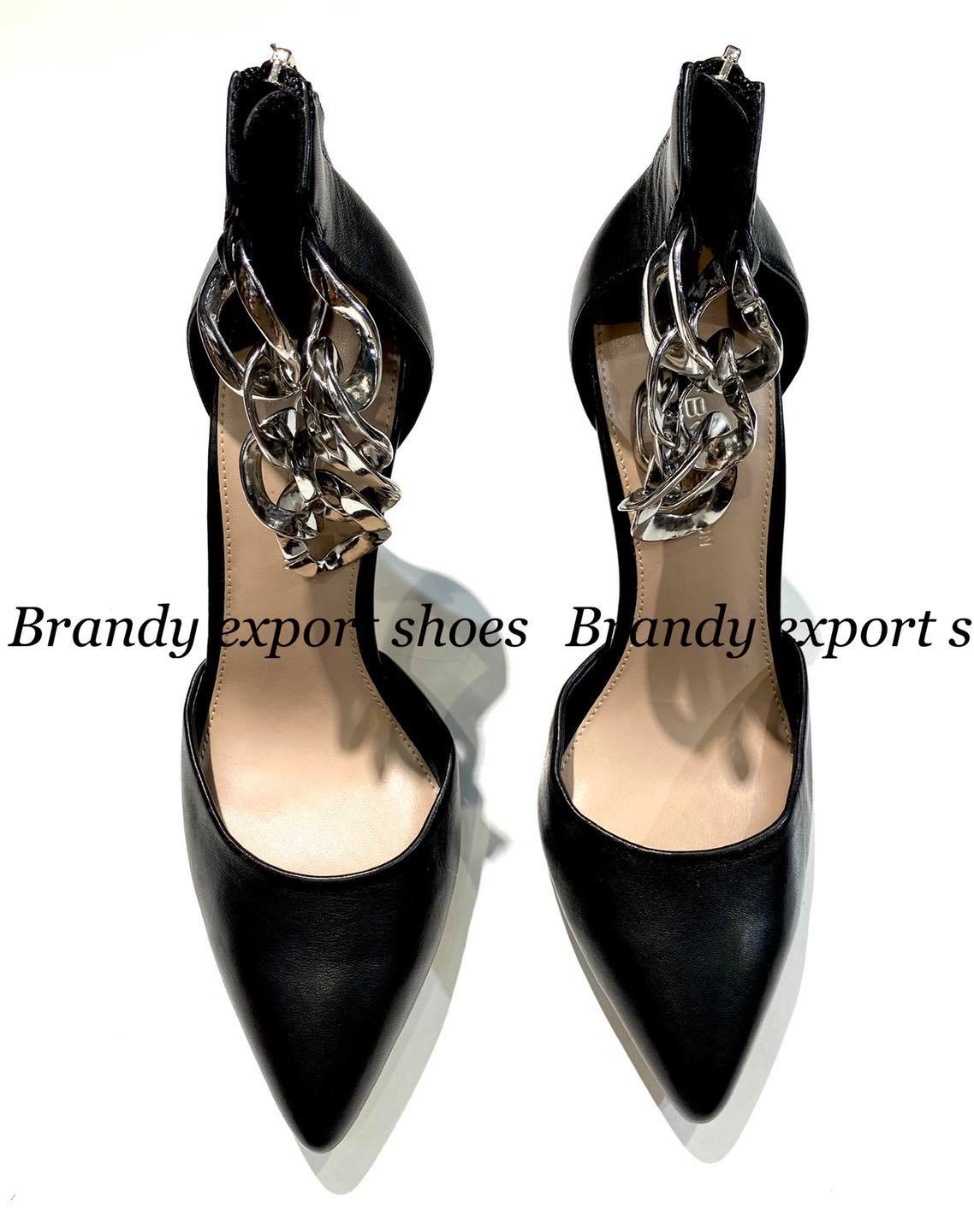Top 8 cửa hàng giày dép đẹp nhất ở Hà Nội -  Brandy Export