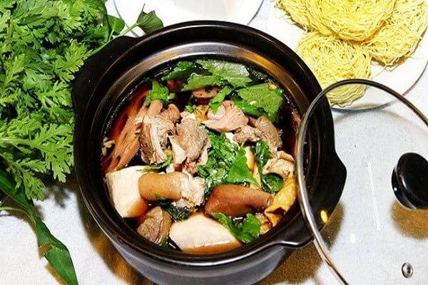 Top 23 quán ăn ngon ở Sài Gòn được yêu thích nhất TPHCM - Lẩu dê 404